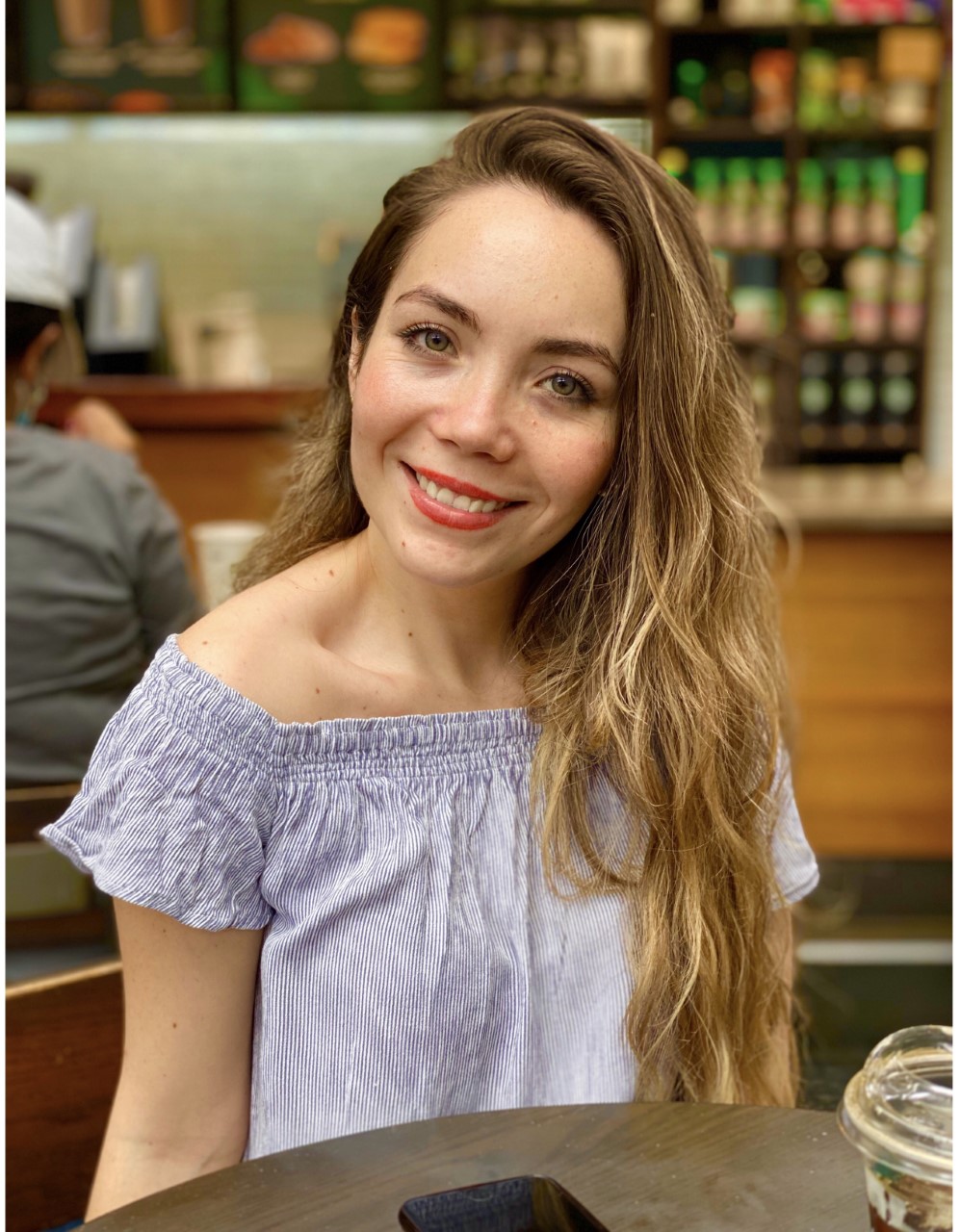 Lic. Giovanna Velásquez